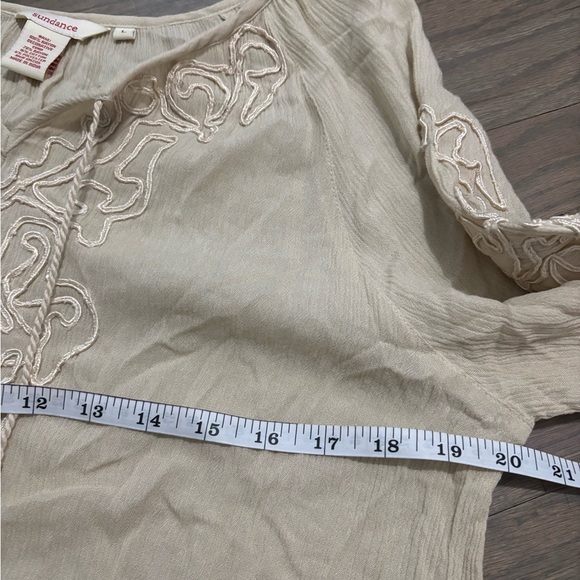 Sundance Cream Tunic Top. Large - Picture 5 of 7